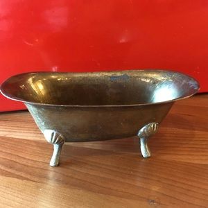 Brass claw foot bath tub